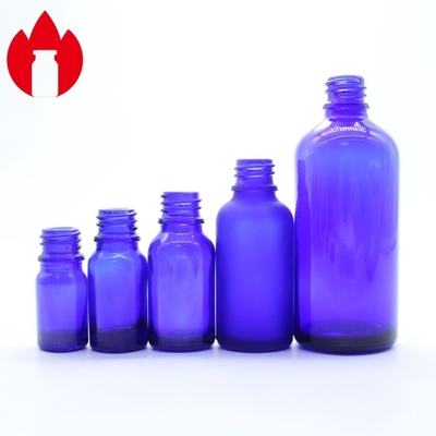 Leere Kosmetische ätherische Ölflasche aus Glas